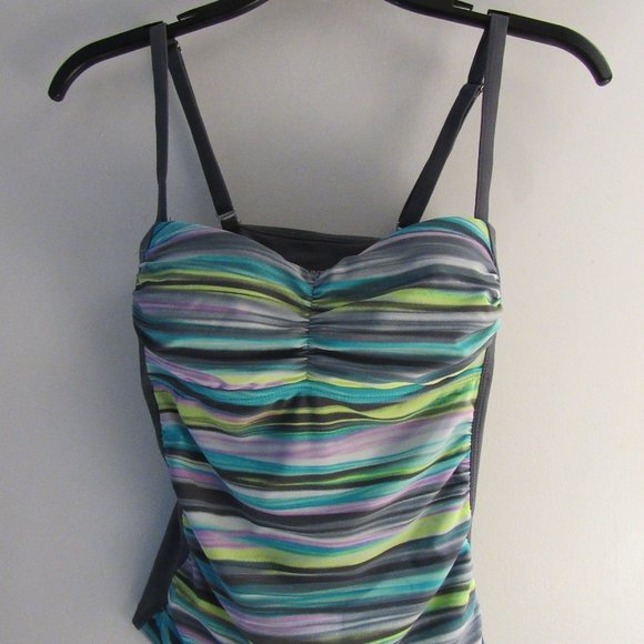 Free Country Other - Free Country Striped Tankini Size Medium